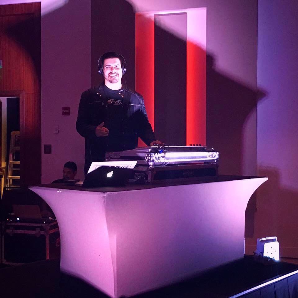 33407488_1765725166806676_8710025231965618176_n